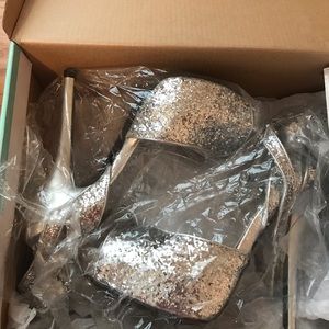 Glitter silver heels